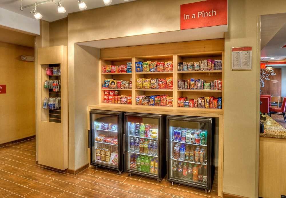 Towneplace Suites Oklahoma City Airport Buitenkant foto